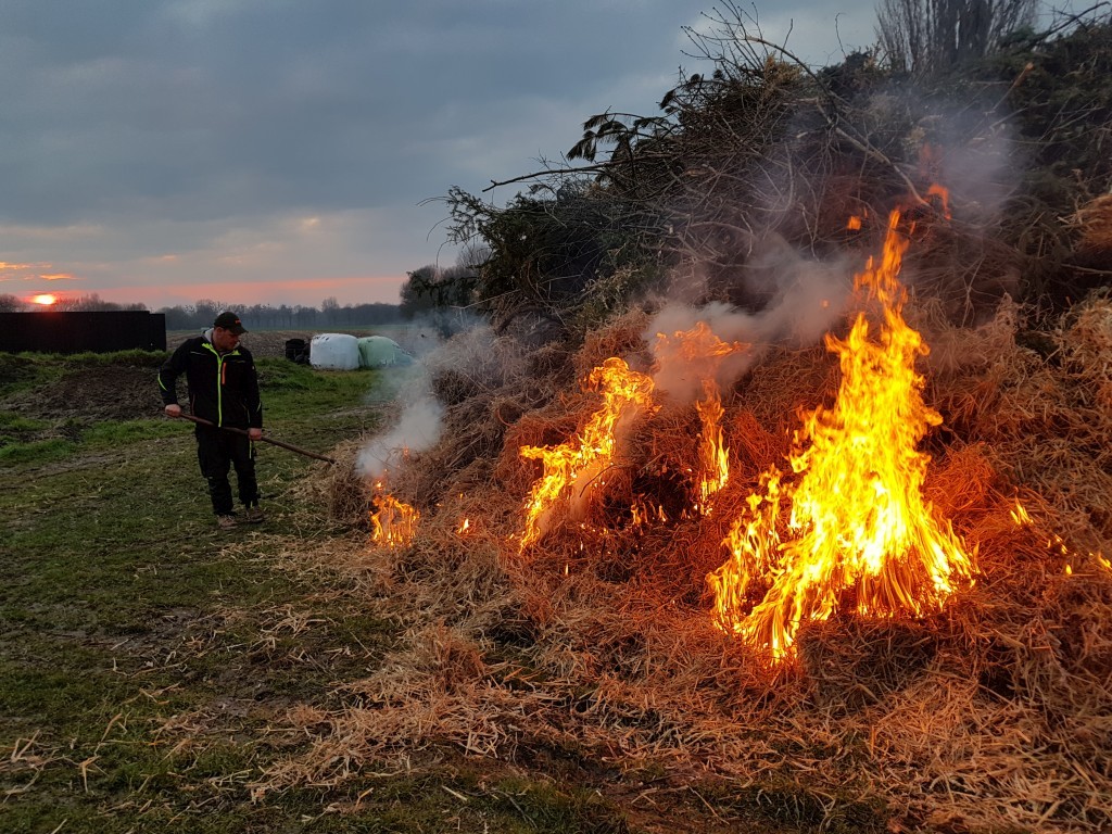 Osterfeuer 2018